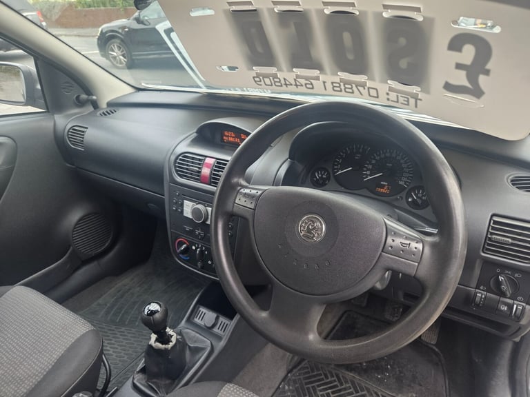 2005 Vauxhall Corsa 1.0i 12V Life 3dr HATCHBACK Petrol Manual
