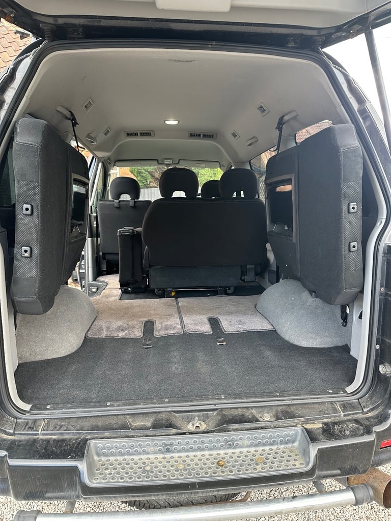 Mitsubishi Delica 4x4 2006, 2997 (cc)