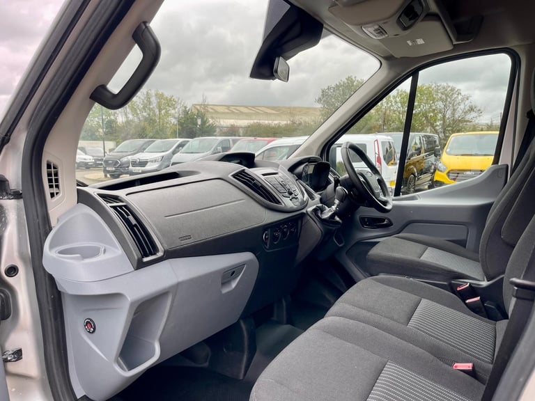 Ford TRANSIT 410 410 TDCI 125 L3H2 TREND 15 SEAT MINIBUS LWB MEDIUM ROOF RWD