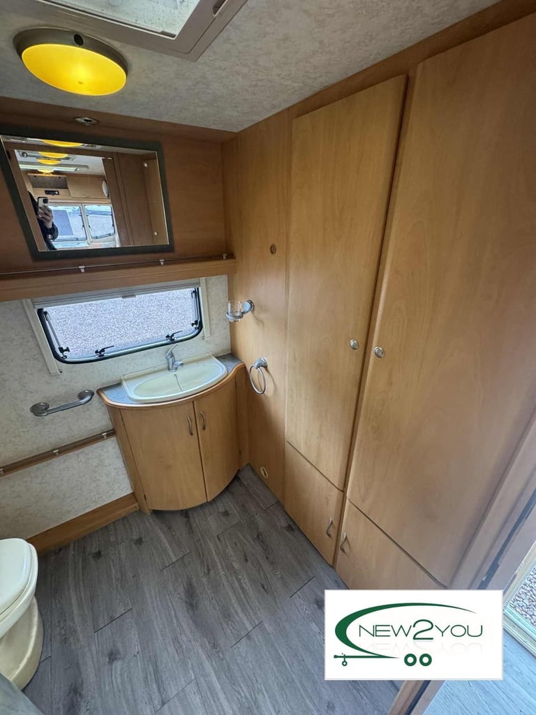 2003 Lunar Delta 520/2 2 Berth Caravan - STOCK NO E205