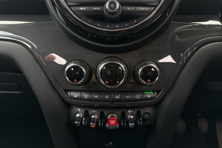 2019 MINI Countryman 1.5 Cooper Classic 5dr [Comfort Pack] Hatchback PETROL Manual