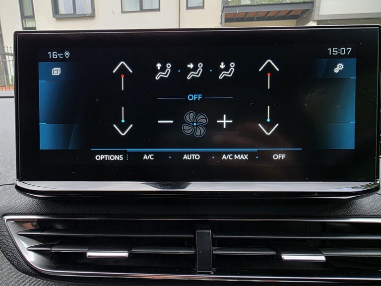 2023 Peugeot 5008 1.2 MHEV Allure Premium + e-DSC Euro 6 (s/s) 5dr HATCHBACK Petrol/Electric Hybr...