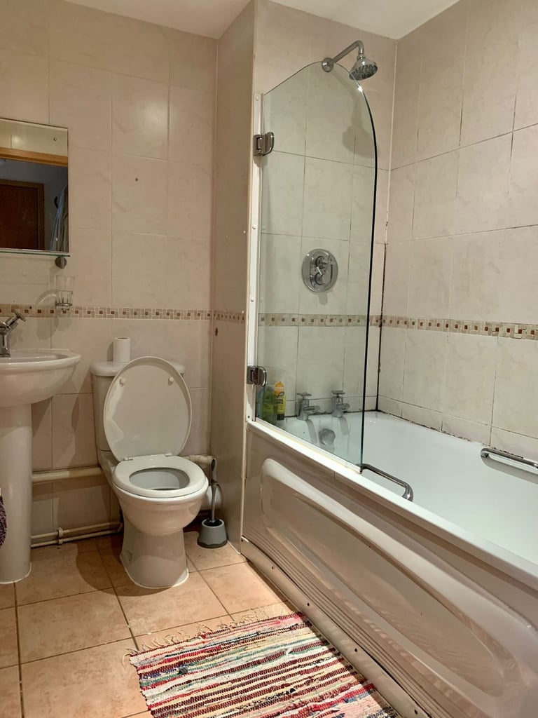 Central Liverpool 2 bed flat