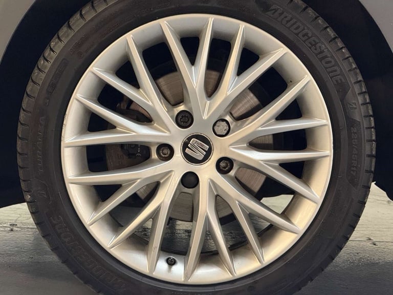 2017 SEAT Leon 1.2 TSI SE Dynamic Technology Euro 6 (s/s) 5dr Hatchback Petrol Manual