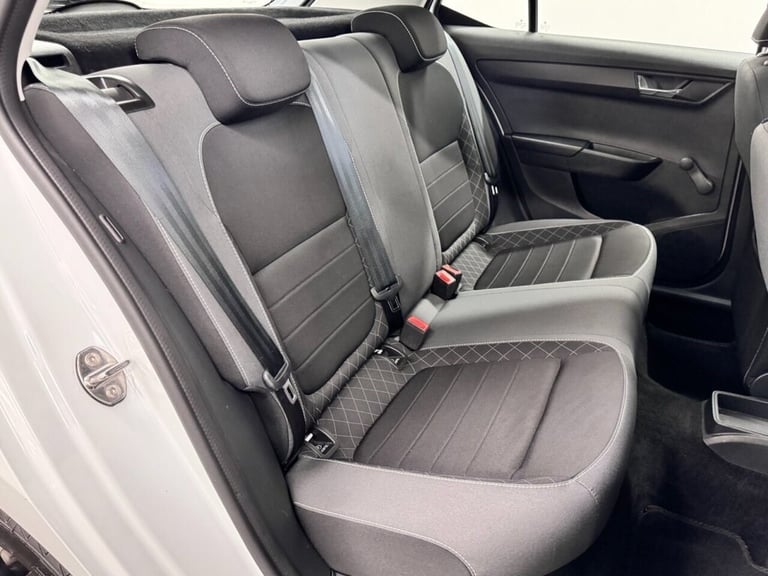 2019 Skoda Fabia 1.0 COLOUR EDITION FIVE DOOR 60 BHP + PARKING SENSORS Hatchback Petrol Manual