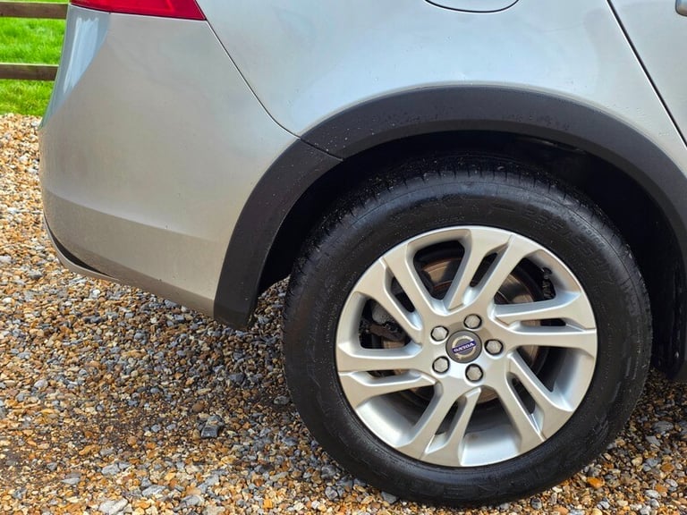 Volvo V60 D4 CROSS COUNTRY SE NAV