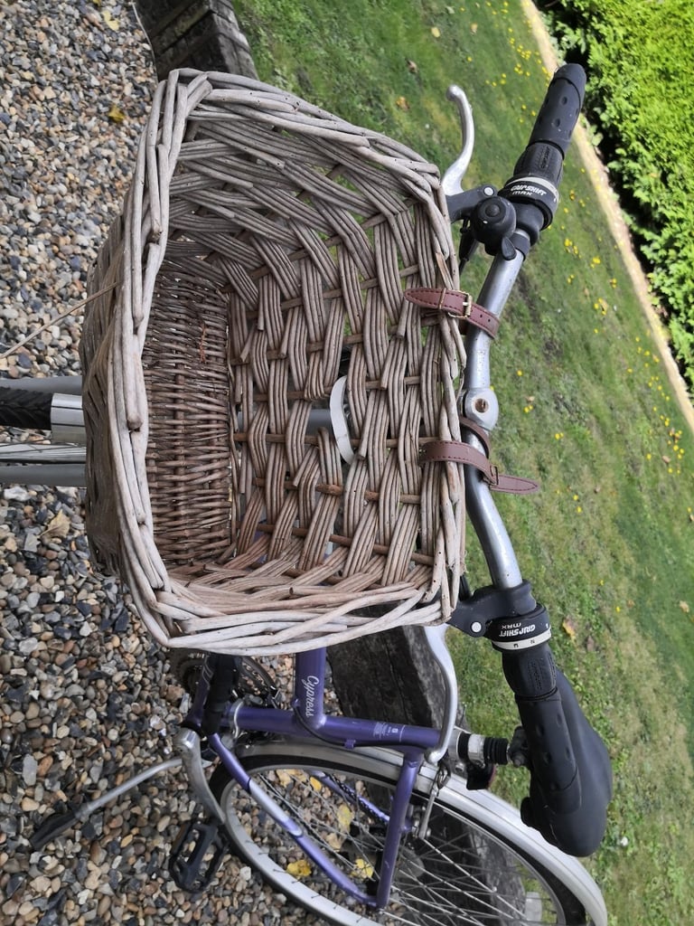 Ladies giant Cypress 18 speed bike