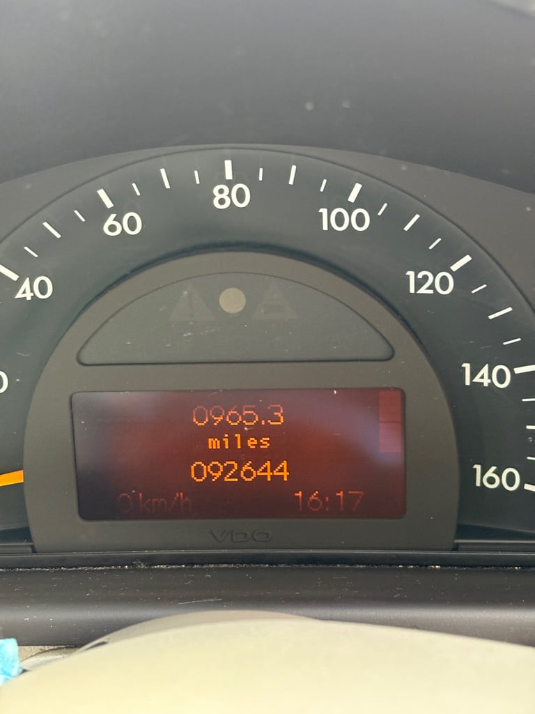 Mercedes-Benz, C CLASS, Saloon, 2002, Automatic, 1998 (cc), 4 doors