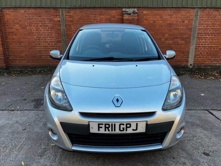 RENAULT CLIO 1.2 Expression Euro 5 5dr 2011
