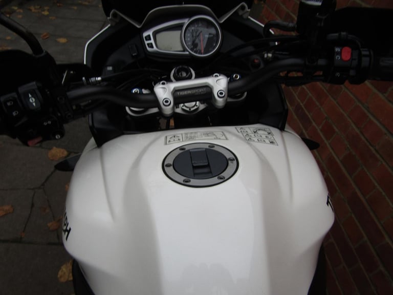TRIUMPH TIGER 1050 Sport , FULL SERVICE HISTORY, ARROW EXHAUST, AMAZING COND, 