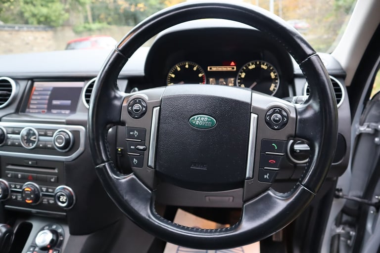 2010 Land Rover Discovery 4 5.0 V8 SE COMMANDSHIFT AUTO 4WD 5DR  4X4 Petrol Automatic