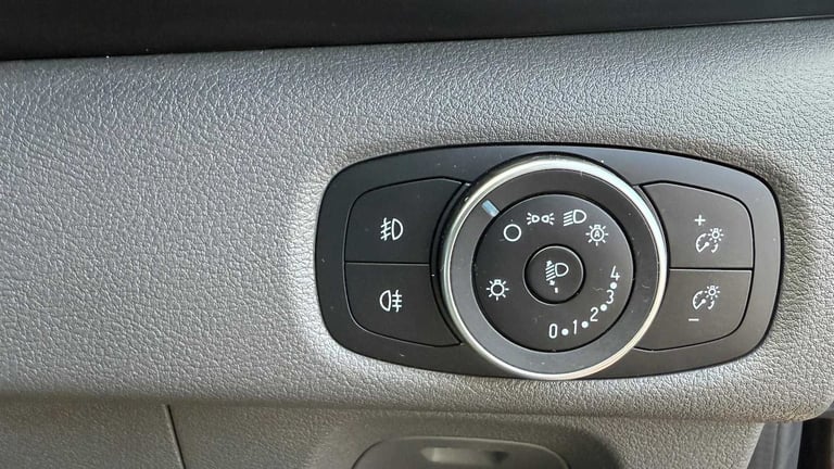 2023 Ford Transit Custom 2.0 EcoBlue 170ps Low Roof Sport Van Auto Van Diesel Automatic