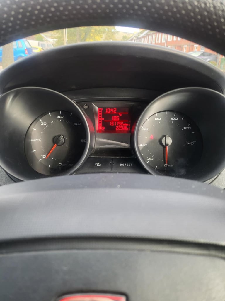 Seat, IBIZA, Estate, 2012, Manual, 1199 (cc), 5 doors