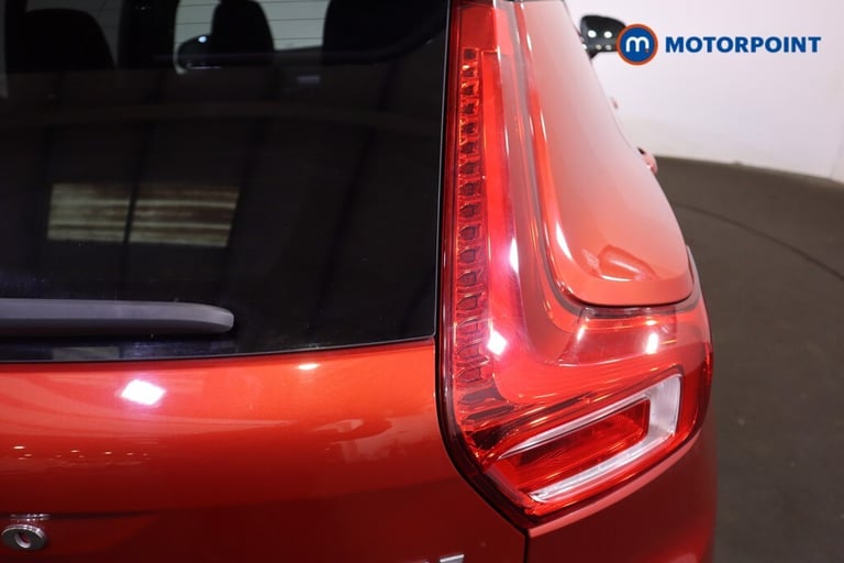 2020 Volvo XC40 1.5 T3 [163] R DESIGN 5dr SUV Petrol Manual