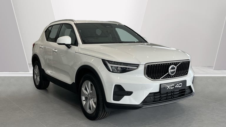 image for 2025 Volvo XC40 Core, B3 Mild hybrid, Petrol ESTATE Petrol/Electric Hybrid Automatic