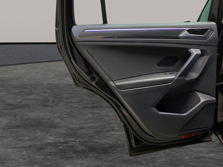 2021 Volkswagen Tiguan 2.0 TSI 4Motion Elegance 5dr DSG ESTATE PETROL Automatic