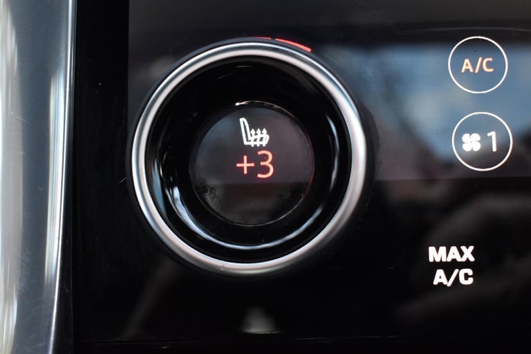 2021 Land Rover Range Rover Sport HSE SILVER+Panoramic Roof and Electric Deployable Tow Pack Esta...