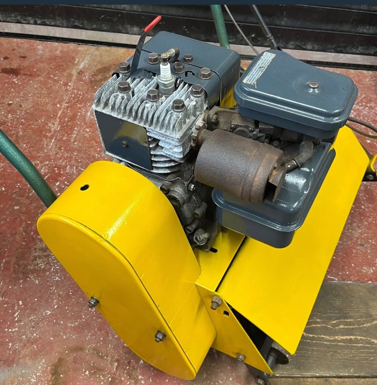 Sisis Roto Rake 20” professional scarifier serviced aerator moss removal mower lawnmower Briggs tool