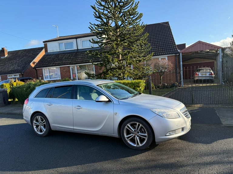 Vauxhall, INSIGNIA, Estate, 2010, Manual, 1956 (cc), 5 doors