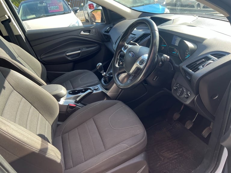 2014 Ford Kuga 2.0 TDCi Zetec 5dr HATCHBACK Diesel Manual