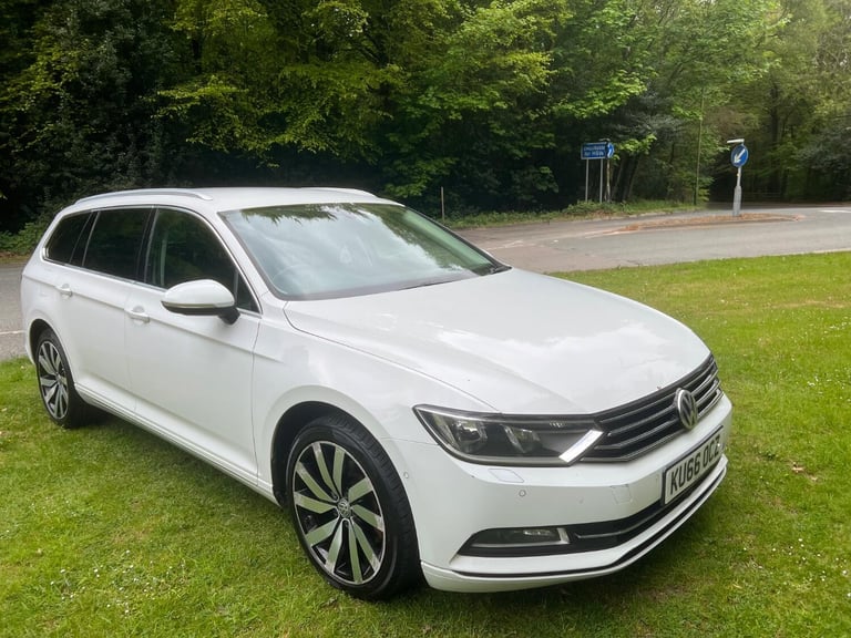 VOLKSWAGEN PASSAT 1.6 TDI BlueMotion Tech SE Business White Auto Diesel 2016