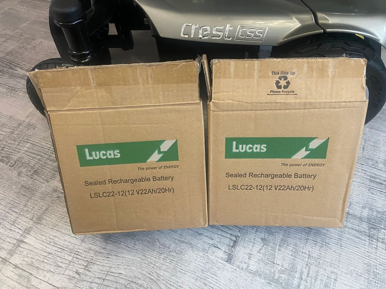 Mobility power chair, Electric wheelchair I-Go Crest CSS, 18 months old. Free delivery possible.