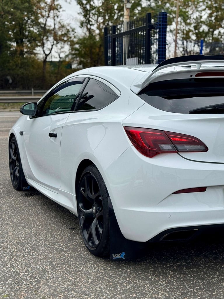 2014 Vauxhall Astra 2.0 Astra VXR 3dr Coupe Petrol Manual