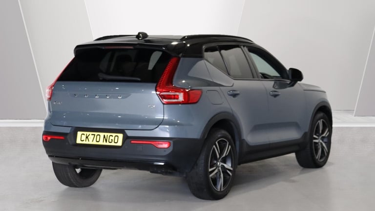  Volvo XC40 T3 R-Design (Lounge Pack, Sunroof, Harman Kardon, 360 Camera, BLIS) Petrol Automatic