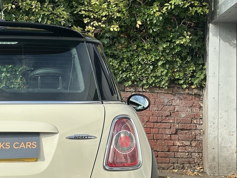 2011 MINI Hatch John Cooper Works Hatchback Petrol Manual