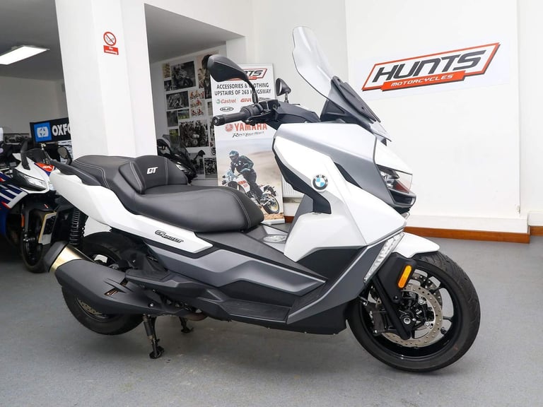 2022, '22 BMW C400 GT Scooter. A2 Legal scooter. ONLY 600 MILES. £6,395