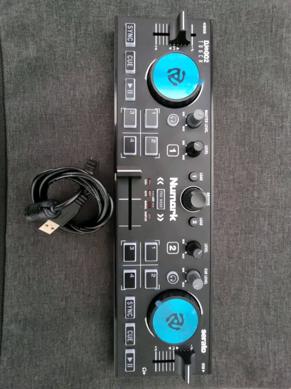 Numark DJ2GO2 touch controller