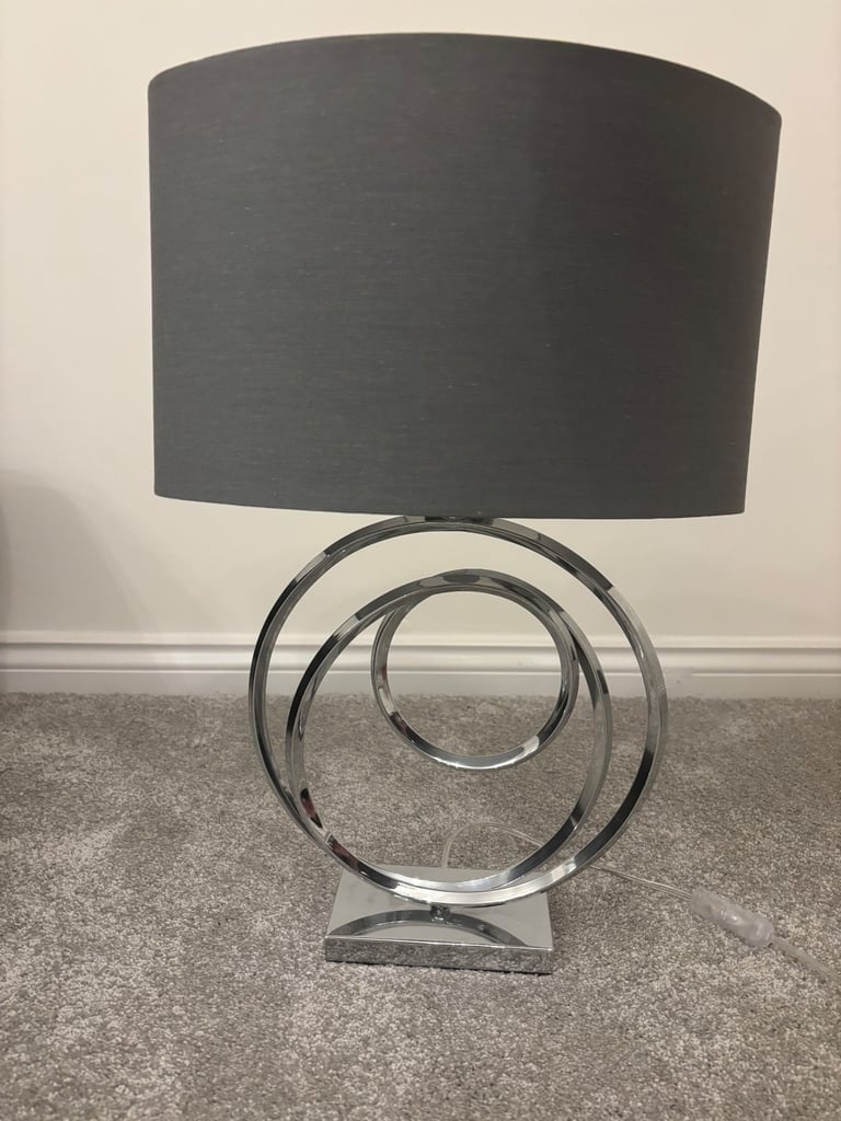 Silver and chrome table lamp 