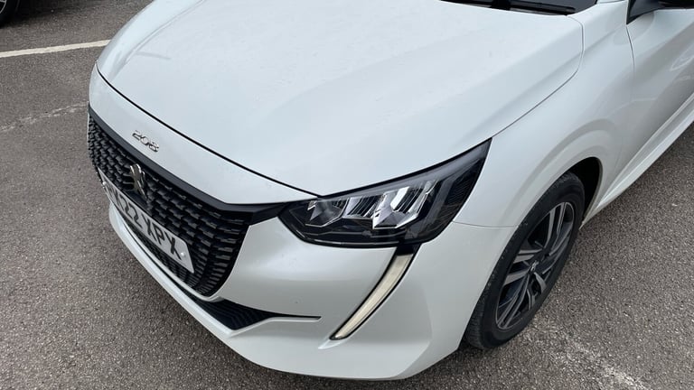2022 Peugeot 208 1.2 PureTech Allure Premium Hatchback 5dr Petrol EAT Euro 6 (s/s) (100 ps) Hatch...