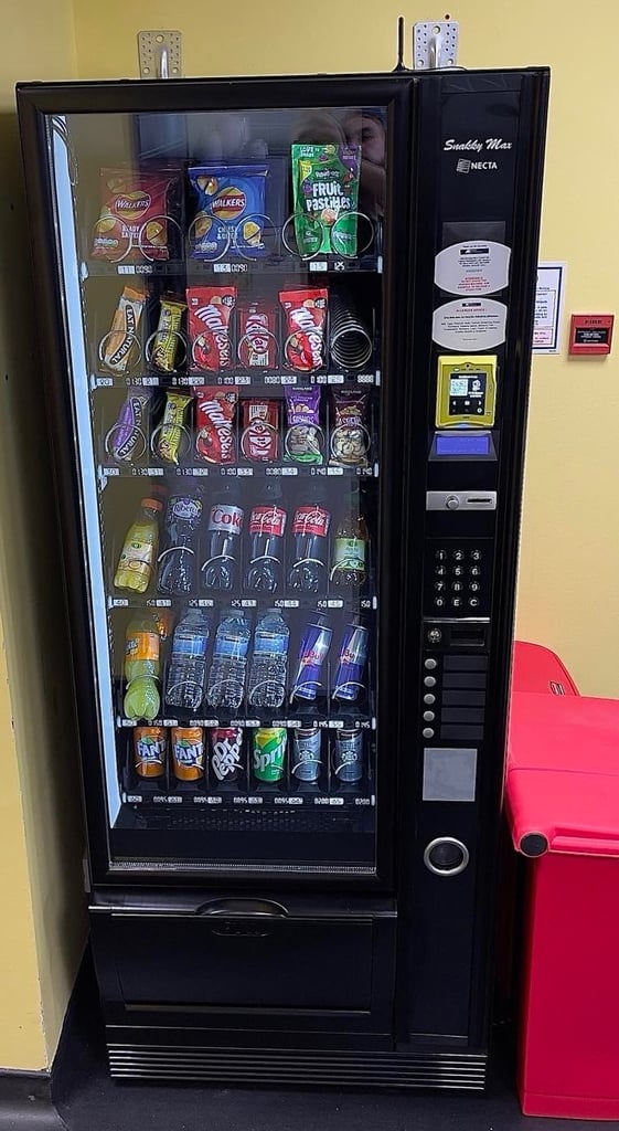 image for £2300 Vending machine - Necta Snakky Max