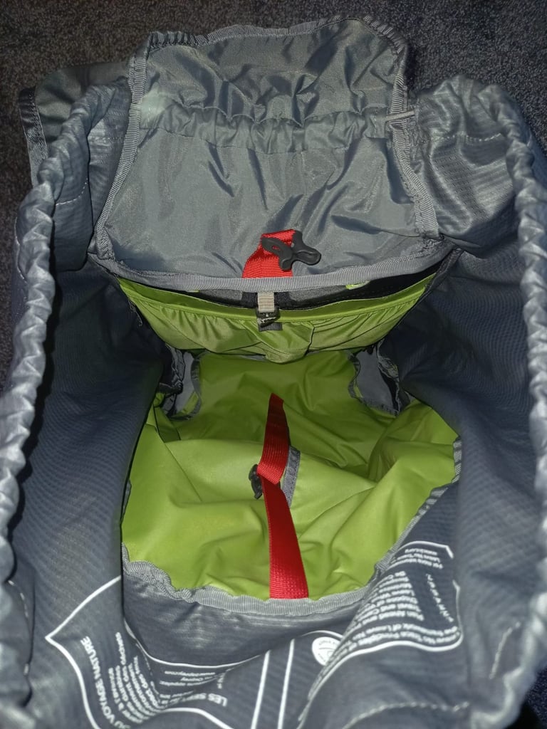 Backpack - Osprey Atmos AG 65 