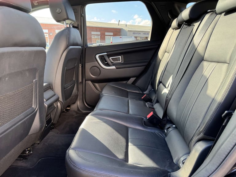 2019 Land Rover Discovery Sport 2.0 Discovery Sport Landmark TD4 Automatic 4WD 5dr - NATIONAL DEL...