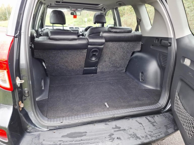 2007 Toyota RAV4 2.0 XT4 SUV 5dr Petrol Automatic 4WD (212 g/km, 150 bhp) ESTATE Petrol Automatic
