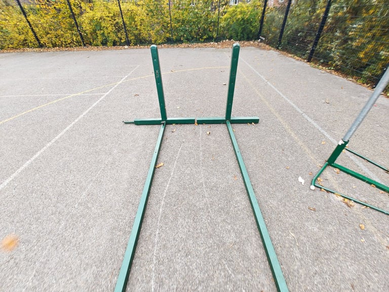 Tennis posts Vermont and Harris 