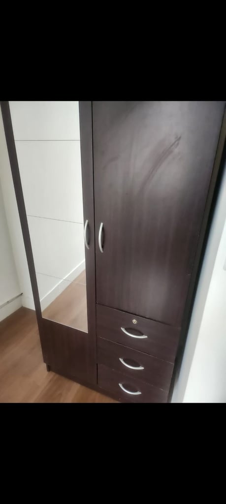 House clearance - wardrobes beds sofa kitchen items