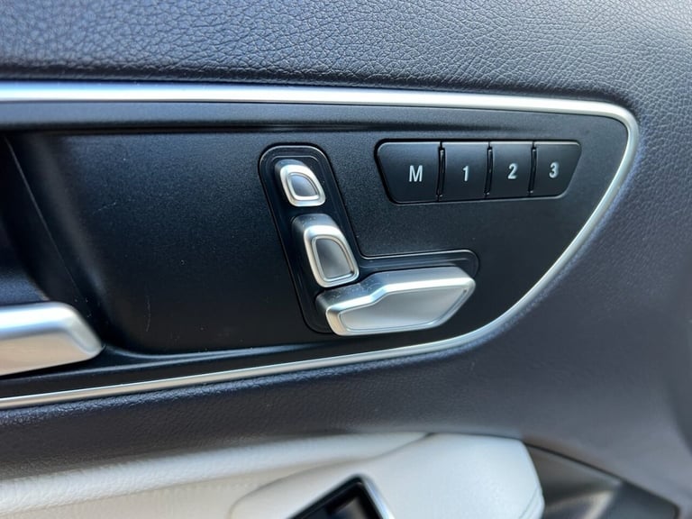 2017 Mercedes-Benz A-Class 2.1 A200d Sport (Premium Plus) Hatchback 5dr Diesel 7G-DCT Euro 6 (s/s...