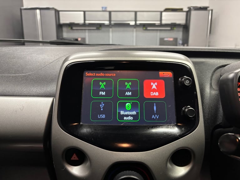 2018 Toyota AYGO 1.0 VVT-i X-Play 5dr HATCHBACK Petrol Manual