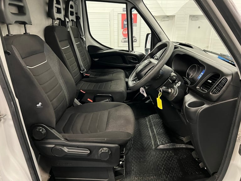 2023 Iveco Daily 35S14 3520WB 2.3 HPI DIESEL 136PS MWB MEDIUM HIGH ROOF VAN (EURO 6) PANEL VAN Di...