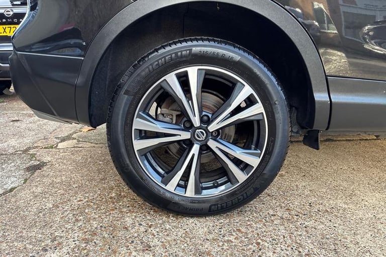 2020 Nissan Qashqai 1.3 DiG-T N-Connecta 5dr HATCHBACK PETROL Manual