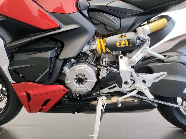 2024 Ducati Streetfighter V2 Red 559 Miles | £196 Dep & £196 pcm 7.9% APR