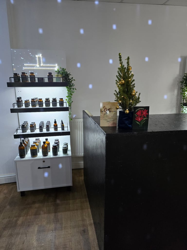 Freestanding lit shop retail display unit brand new