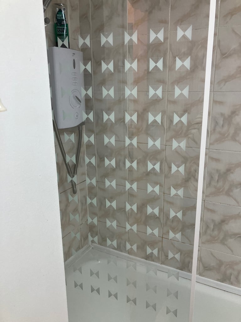 Flat for rent Edinburgh City Centre £1350 inc. gas and electric 