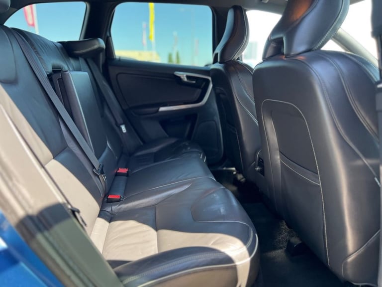 2014 Volvo XC60 2.0 D4 R-Design Lux Nav SUV 5dr Diesel Geartronic Euro 6 (s/s) (181 ps) ESTATE Di...