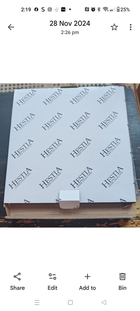 Brand New And Boxed Very Pretty Floral Photo Frame 