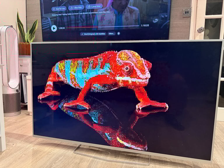 55 inch smart ambient light tv