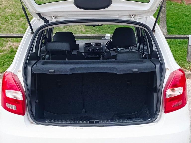 2010 Skoda Fabia 1.2 S Euro 5 5dr HATCHBACK Petrol Manual